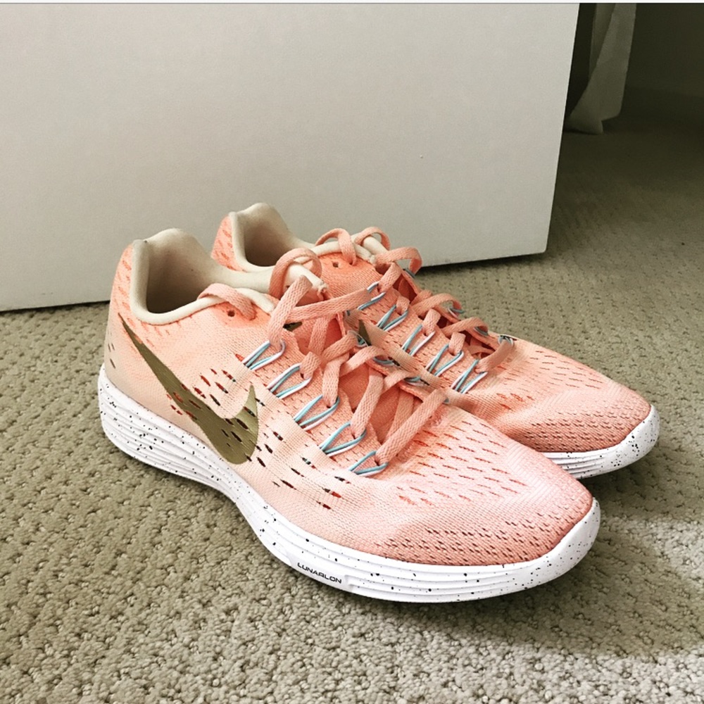 Nike Lunartempo NWT running shoes